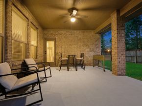 146 Hearthshire Circle, The Woodlands TX 77354