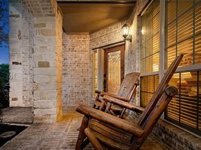 146 Hearthshire Circle, The Woodlands TX 77354