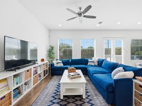 327 Yale Oaks Lane, Houston TX 77091