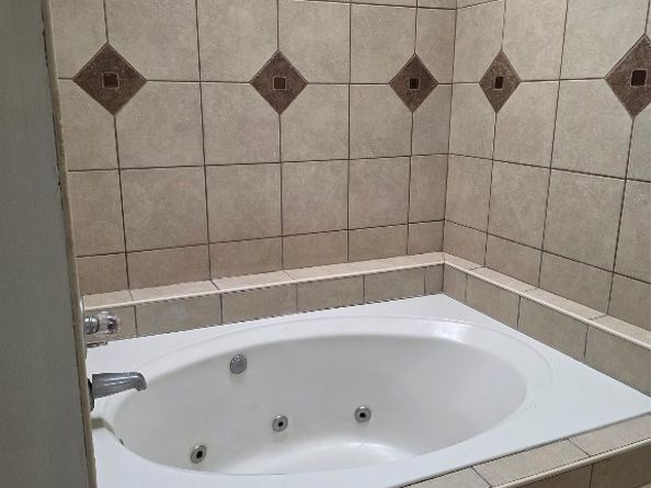 7803 La Rochelle Circle, Houston TX 77071