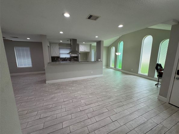 9743 Santa Monica Boulevard, Houston TX 77089