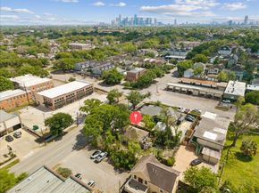 1707 Yale Street, Houston TX 77008