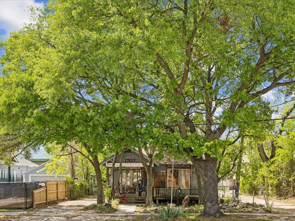 1707 Yale Street, Houston TX 77008