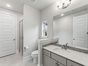 118 N Winter Sunrise Circle, The Woodlands TX 77375