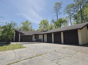 104 Gershwin Drive, Houston TX 77079