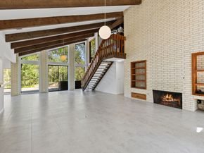 104 Gershwin Drive, Houston TX 77079