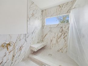 10155 Hanka Drive, Houston TX 77043