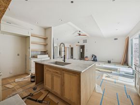 10155 Hanka Drive, Houston TX 77043