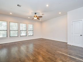 2422 Navigation Boulevard A, Houston TX 77003