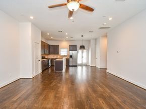 2422 Navigation Boulevard A, Houston TX 77003