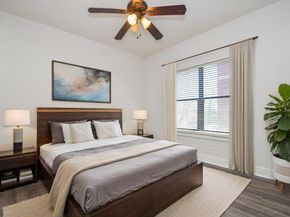 2422 Navigation Boulevard A, Houston TX 77003