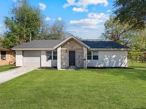 5531 Elm Tree Drive, Houston TX 77048