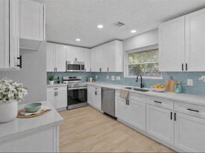 5531 Elm Tree Drive, Houston TX 77048