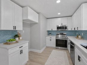 5531 Elm Tree Drive, Houston TX 77048