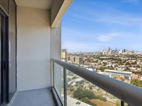 1701 Hermann Drive Drive 27CE, Houston TX 77004