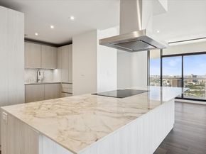 1701 Hermann Drive Drive 27CE, Houston TX 77004