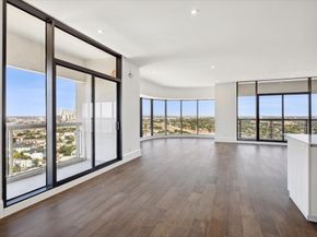 1701 Hermann Drive Drive 27CE, Houston TX 77004