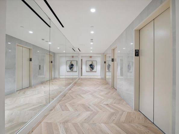 1701 Hermann Drive Drive 27CE, Houston TX 77004