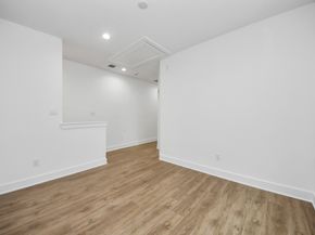 5029 Broom Street B, Houston TX 77091