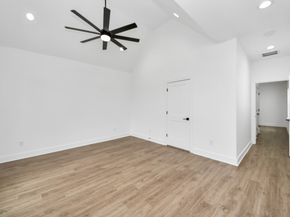 5029 Broom Street B, Houston TX 77091