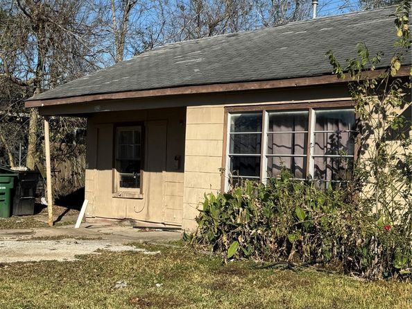 5325 Longmeadow Street, Houston TX 77033