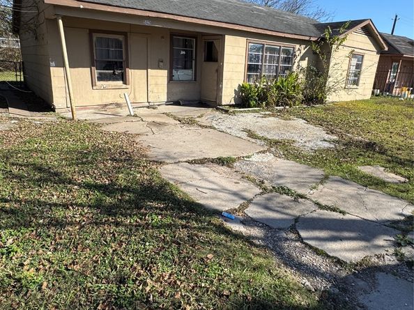 5325 Longmeadow Street, Houston TX 77033