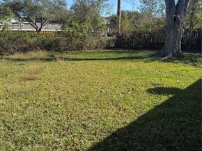 5325 Longmeadow Street, Houston TX 77033