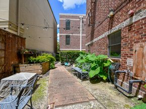 118 McGowen Street K, Houston TX 77006