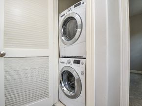 118 McGowen Street K, Houston TX 77006