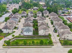 5110 W Lacey Garden Loop, Houston TX 77018