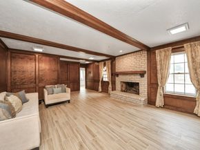 839 Longview Drive, Sugar Land TX 77478