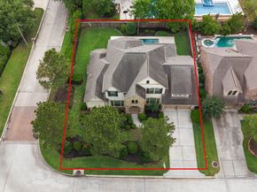 241 W Tupelo Green Circle, Spring TX 77389