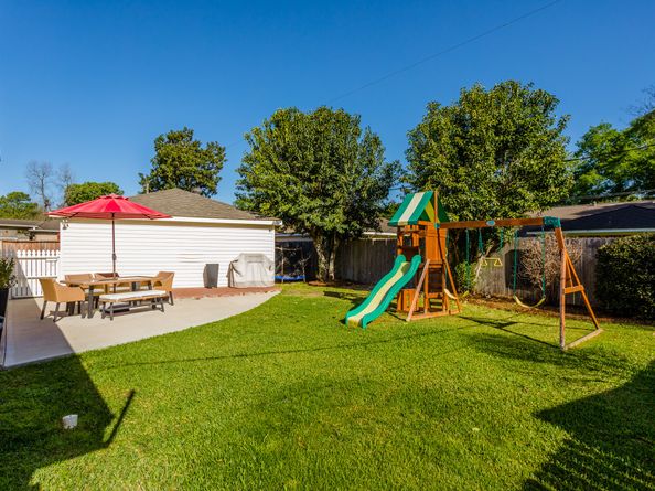 6134 Wigton Drive, Houston TX 77096