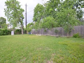 5834 Ludington Drive, Houston TX 77035
