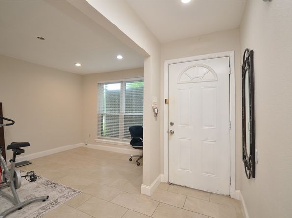 5834 Ludington Drive, Houston TX 77035
