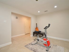 5834 Ludington Drive, Houston TX 77035