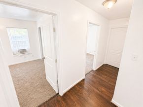 5103 Willow Glen Drive, Houston TX 77033