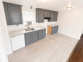 5103 Willow Glen Drive, Houston TX 77033