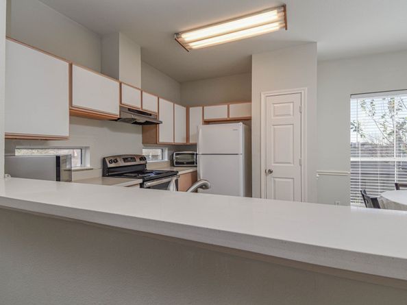 6289 Wilcrest Drive 5203, Houston TX 77072