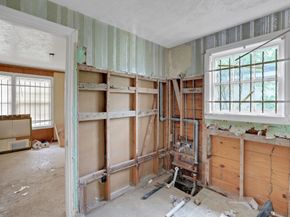 4119 Fernwood Drive, Houston TX 77021