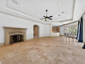 2400 Avalon Place, Houston TX 77019