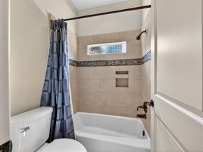 2400 Avalon Place, Houston TX 77019