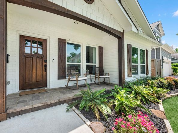 1451 Cheshire Lane, Houston TX 77018
