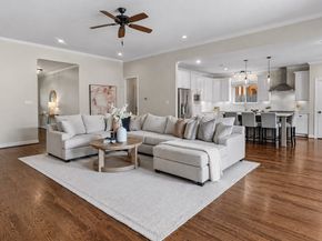 1451 Cheshire Lane, Houston TX 77018