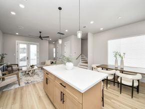 1104 Mansfield Street E, Houston TX 77091