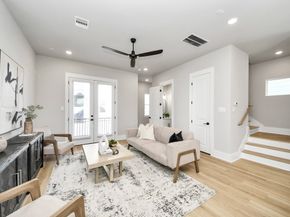 1104 Mansfield Street E, Houston TX 77091