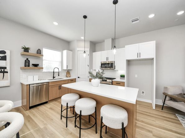 1104 Mansfield Street E, Houston TX 77091