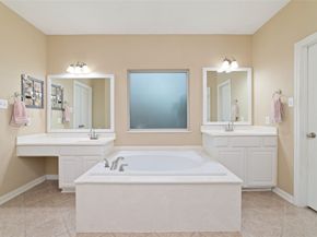19630 Nara Vista Drive Drive, Tomball TX 77377