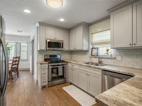 1911 Stebbins Drive, Houston TX 77043