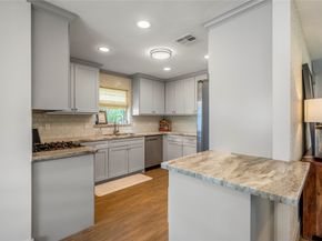 1911 Stebbins Drive, Houston TX 77043